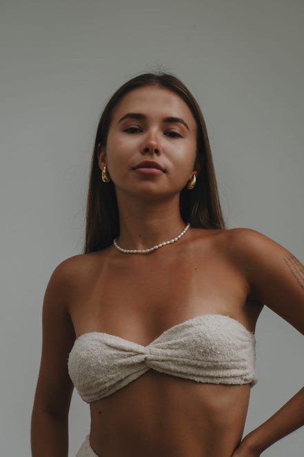 Necklace White Pearl Beats