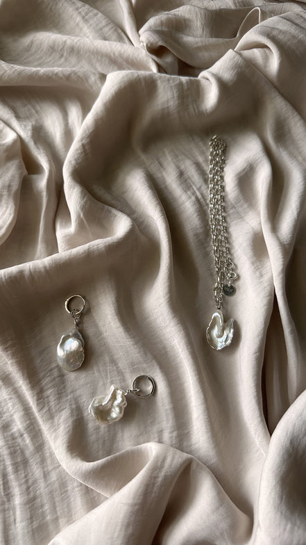 Pendant Diamond Cut Chain Fixed Figured Pearl