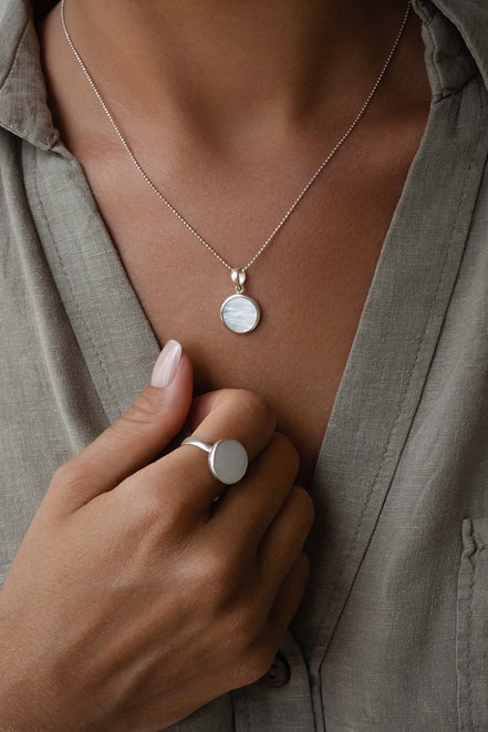 Ring Mother of Pearl