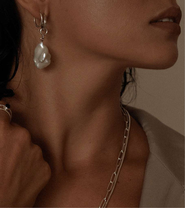 Mono Earring Figured Pearl