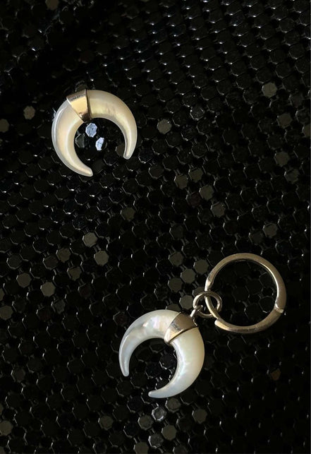 Earrings Pearl Moon Asymmetry