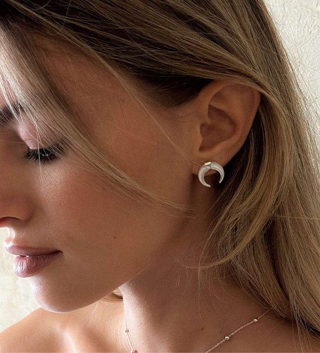 Earrings Pearl Moon Stud